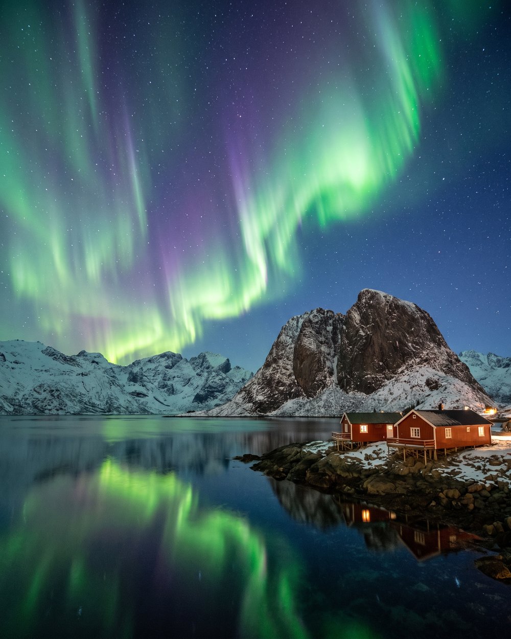 Noorderlicht boven Arctisch Noorwegen